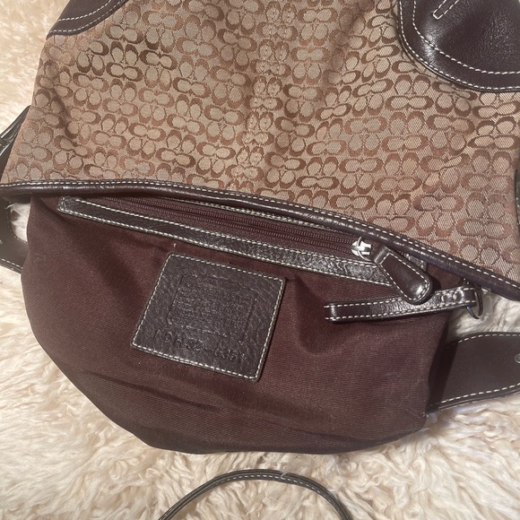 Coach Brown SoHo Small Signature Shoulder Bag and watching wristlet - Picture 9 of 9